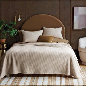 THRESHOLD NWT Jersey quilt knitted coverlet -heathered oatmeal -full/queen